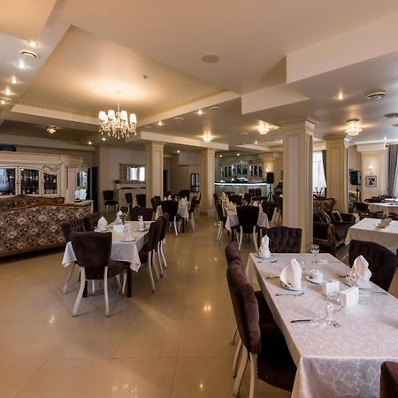 Premium Hotel Chernivtsi Εξωτερικό φωτογραφία