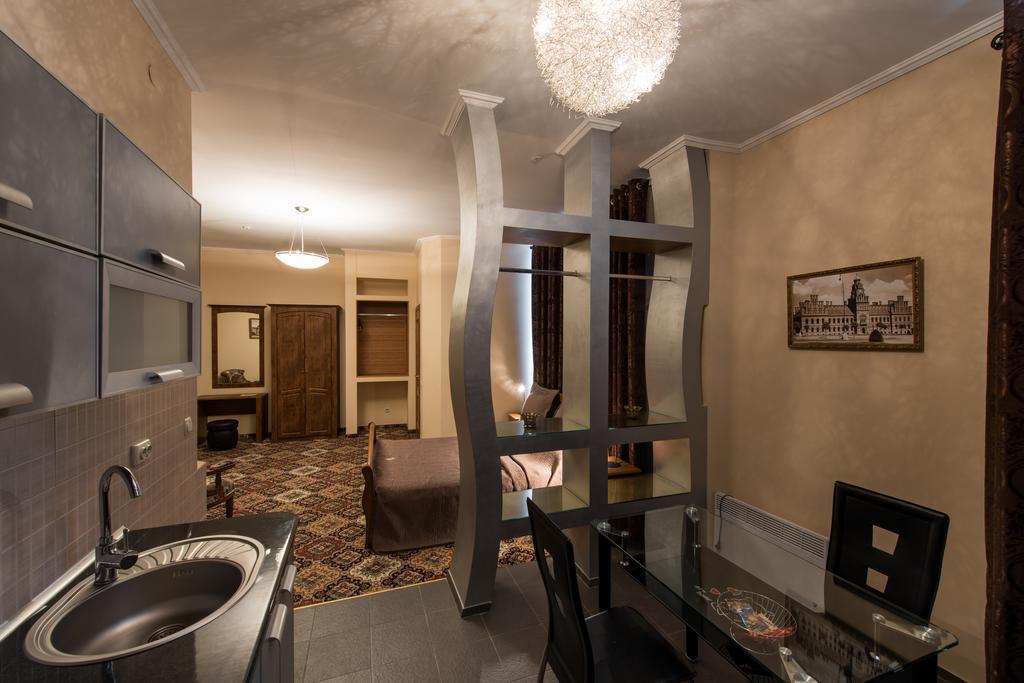 Premium Hotel Chernivtsi Δωμάτιο φωτογραφία