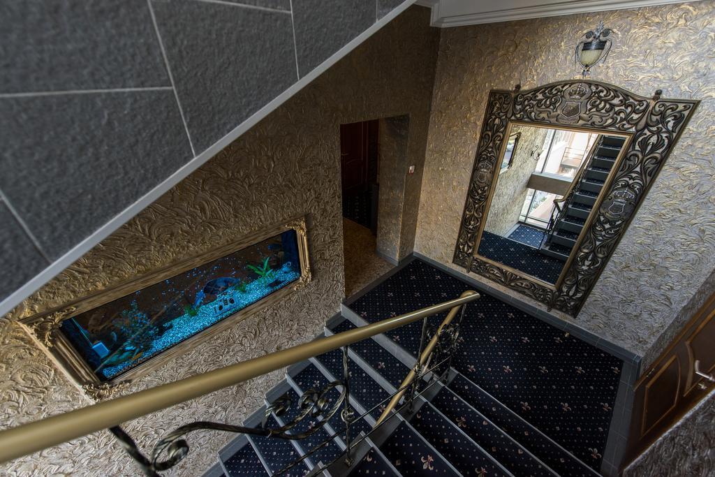 Premium Hotel Chernivtsi Εξωτερικό φωτογραφία