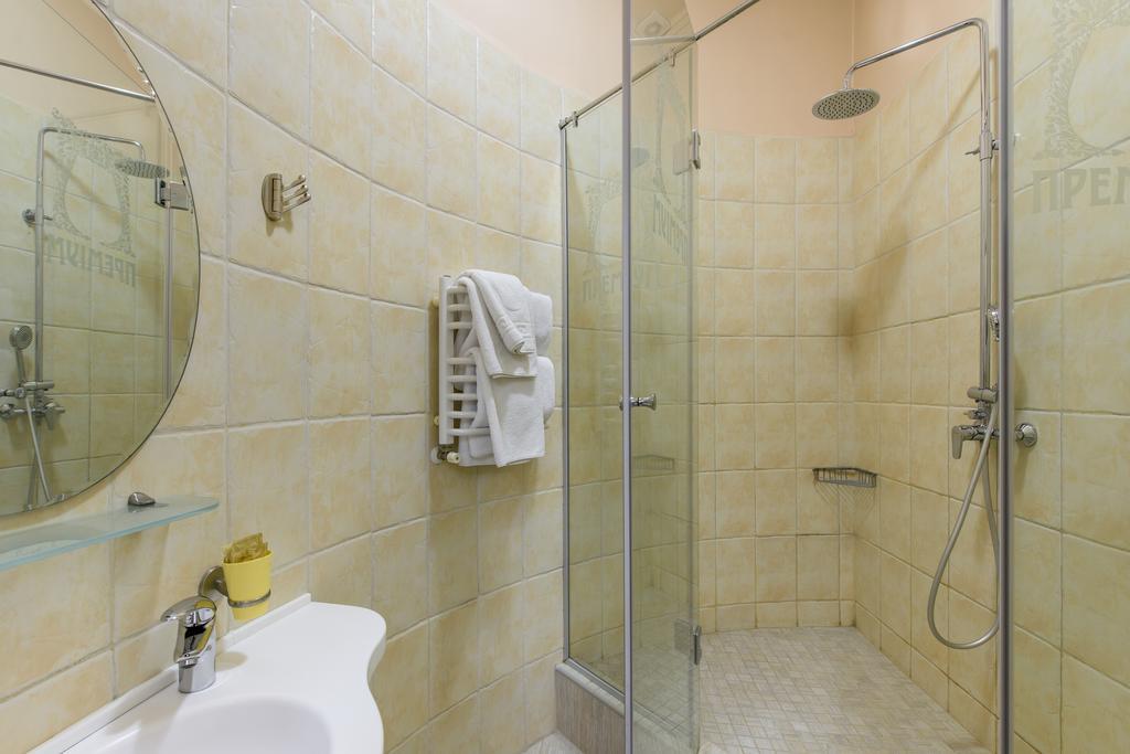 Premium Hotel Chernivtsi Εξωτερικό φωτογραφία